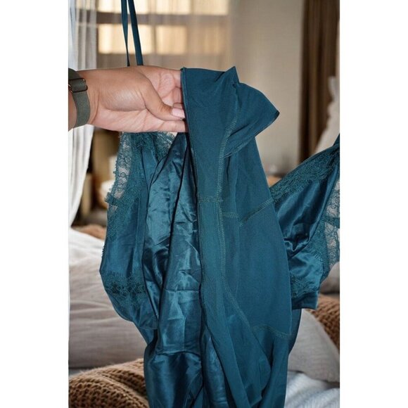 ✨ Victoria's Secret XXL Teal Satin Lace Romper One Piece Pajama Lingerie Sleep - Picture 8 of 11